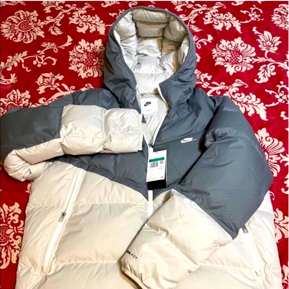 Nike Sportswear Storm-Fit puffer Jacket Men’s XL